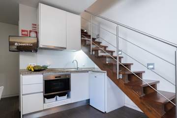 Central Duplex Porto House by HostWise photo 5