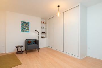 Artistic Escape with Modern Comfort by HostWise photo 5