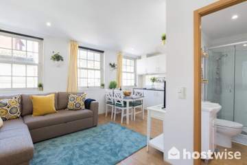 Downtown Cosy Flat by Host Wise  photo 4