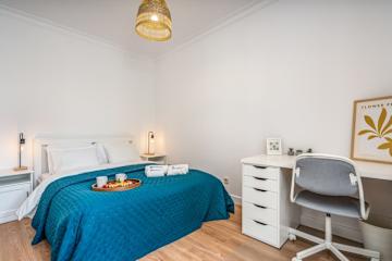 Elegant & Stylish Flat w/ Balcony by HostWise photo 2