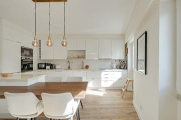 Flat w/ Balcony & Workspace by HostWise photo 2