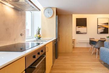 Duplex w/ Terrace | Jardim do Morro by HostWise photo 4