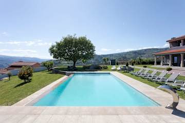 HostWise – Suite in Douro View Villa w/ Pool photo 2