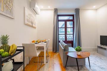 Bright & Cozy Flat w/ Balcony by Host Wise photo 4