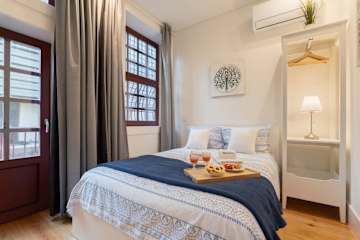 Modern & Cozy Flat by HostWise photo 2