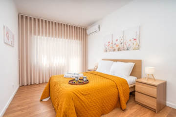 Bright & Spacious Flat w/ Balcony by Host Wise photo 2