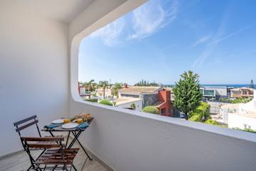 Seaside Charm Flat w/ Balcony by HostWise photo 4