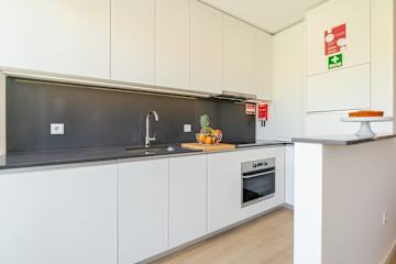 Bright Studio with City Views by HostWise photo 2