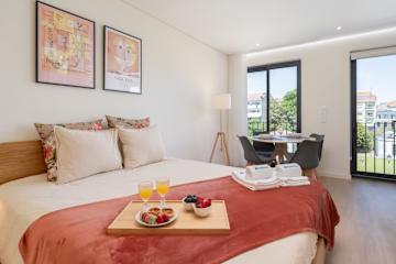 Bright Studio with City Views by HostWise