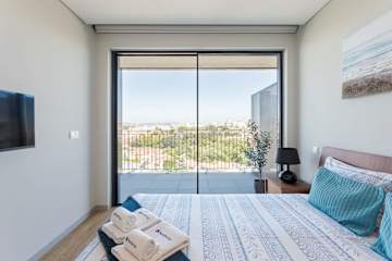 Premium Flat w/ Balcony by HostWise photo 5