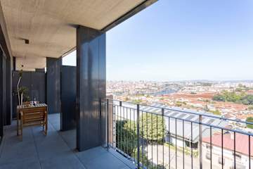 Premium Flat w/ Balcony by HostWise photo 2