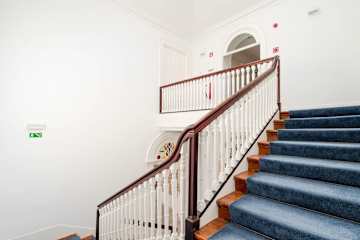 Bright Flat in Historic Foz House by HostWise photo 4