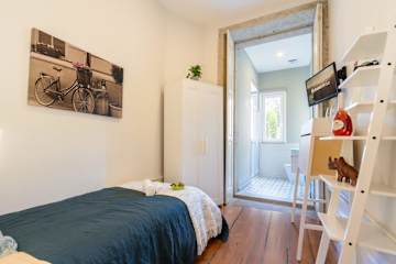 Sunny Sweet Flat | City center by HostWise photo 2