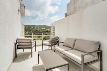 Sunny Flat w/ Jacuzzi & Balconies by Host Wise photo 5