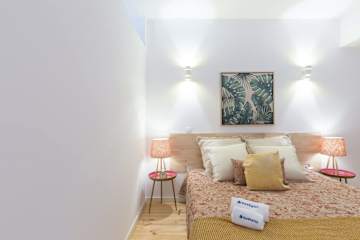 HostWise | Flat w/ Jacuzzi & Terrace photo 4
