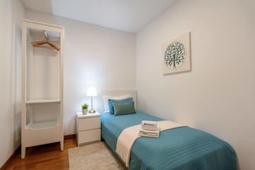 Spacious Escape Near the Beach by Host Wise photo 4