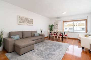 Spacious Escape Near the Beach by Host Wise
