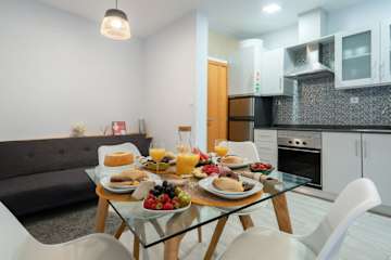 Elegant Sunny Apartment | Terrace by HostWise photo 3