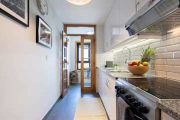 Stylish Flat by HostWise photo 3