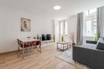Bright Homes w/ Private Patio & Jacuzzi by HostWise photo 4