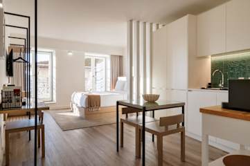 Fervença Boutique Palace 8 by Host Wise  photo 5