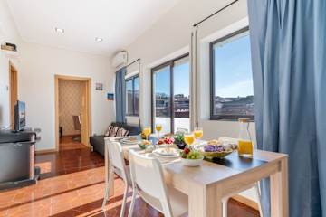 Magnificent Sunny Flat | Douro River by HostWise photo 2