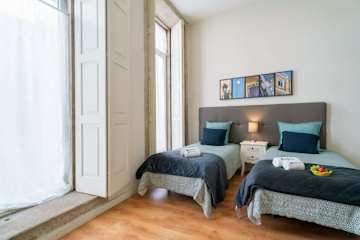 Sweet Bright Flat | City Center by HostWise