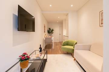 Terrace & Jacuzzi in Heart of Porto by HostWise photo 4