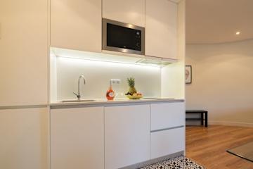 Riverside Cellar-View Twin Studios by HostWise photo 4