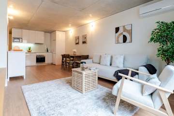 Lovely & Bright Flat by HostWise