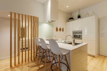 Historic Charm Flats for 10 by HostWise photo 4