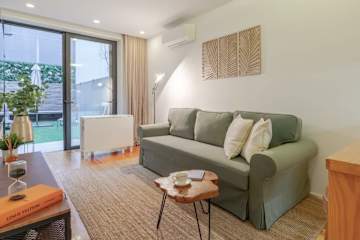 Lovely & Centre Flat with Terrace by HostWise photo 3
