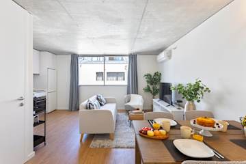 Bright, Premium & Pet Friendly Flat by HostWise photo 2