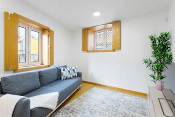 Modern & Central Flat w/ Garage by HostWise photo 2