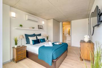 Lovely Flat w/ Balcony, Pool & Garage by HostWise photo 2