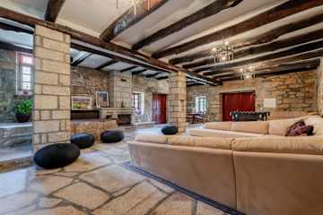 Country Villa w/ Pool, Court & Views by HostWise photo 4