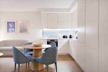 4 Santa Catarina Plaza Apartments by HostWise photo 5