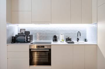 5 Santa Catarina Plaza Apartments by HostWise photo 4