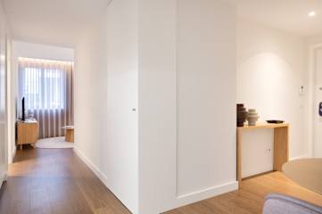 Santa Catarina Plaza Apartments by HostWise photo 5
