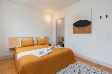 Studios & Spacious T4 with Garden by HostWise photo 4