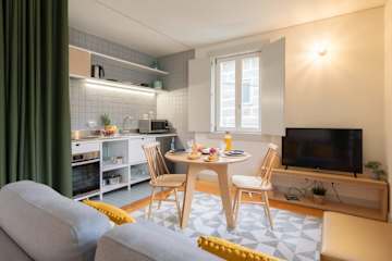 Studios & Spacious T4 with Garden by HostWise photo 3