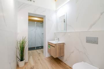 Cozy T1 Flats with Courtyard BBQ by HostWise photo 5