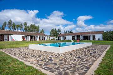 Burro Ville - Calm Houses w/ Pool by HostWise photo 4