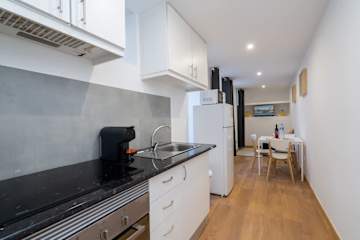 Peaceful & Bright Flat | Rocky Terrace by Host Wise photo 5
