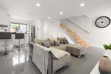 Spacious Apartment w/Balcony | Ribeira by HostWise
