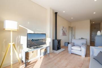 Gaya Avenue 201 - Flat w/ Balcony photo 2