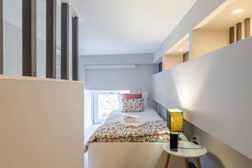 Cozy & Central Apartment by HostWise photo 4