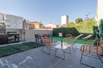 Urban Terrace & Stylish Living Spaces by HostWise photo 2