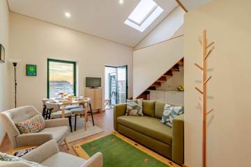 Sunset Terrace Flats by HostWise photo 4