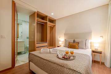 Sunset Terrace Flats by HostWise photo 2